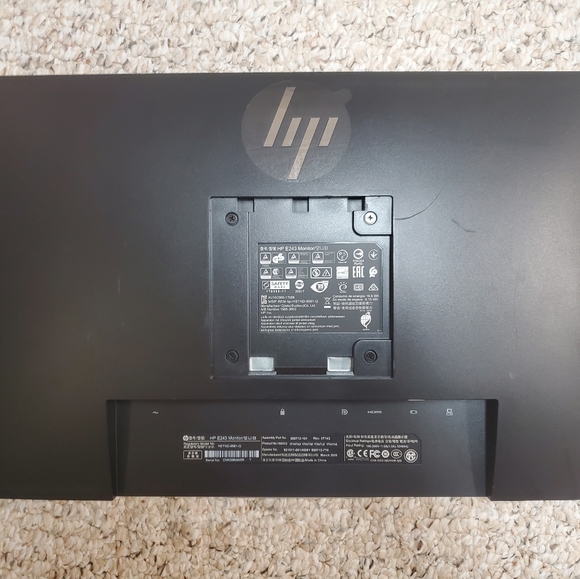 HP EliteDisplay E243 24" Computer monitor with stand - Picture 2 of 6